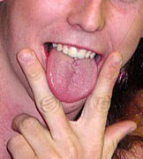 two-fingers-tongue Another form of Tongue-in-Groove or 凹 and 凸